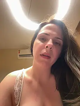 Snapshot of Lady_LauraRose chatting on 11-08-25, 12:00 Lady LauraRose online show from 11-08-25, 12:00