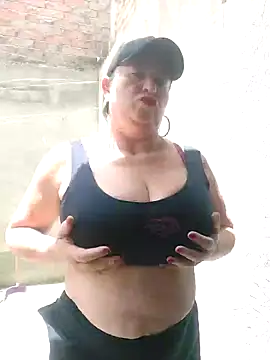 Snapshot of Miss-tetas chatting on 10-09-25, 05:22 Miss-tetas online show from 10-09-25, 05:22