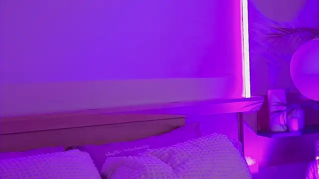 MiaEuphoria  online show from 02-12-26, 03:56