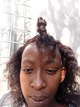 Snapshot of RFeltomWhitJ chatting on 09-21-25, 06:48 RFeltomWhitJ online show from 09-21-25, 06:48