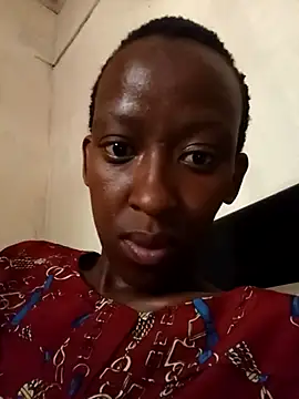 Snapshot of RFeltomWhitJ chatting on 10-28-25, 08:29 RFeltomWhitJ online show from 10-28-25, 08:29