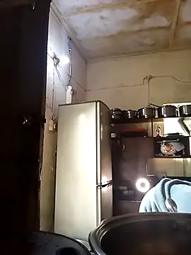 Snapshot of RFeltomWhitJ chatting on 10-30-25, 01:45 RFeltomWhitJ online show from 10-30-25, 01:45