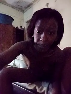 Snapshot of RFeltomWhitJ chatting on 11-28-25, 02:58 RFeltomWhitJ online show from 11-28-25, 02:58