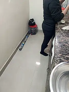 Pihu Chopra online show from 11-22-25, 03:38