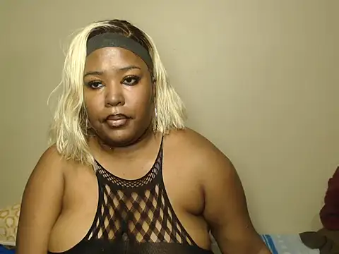 Snapshot of SexyEbonyy_ chatting on 10-06-25, 10:18 SexyEbonyy online show from 10-06-25, 10:18