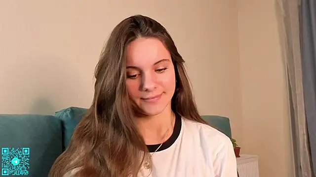 chloemilka online show from 09-26-25, 05:39