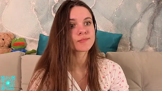 chloemilka online show from 06-20-26, 05:49