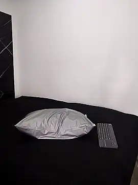 Teffy chell online show from 01-10-26, 01:02