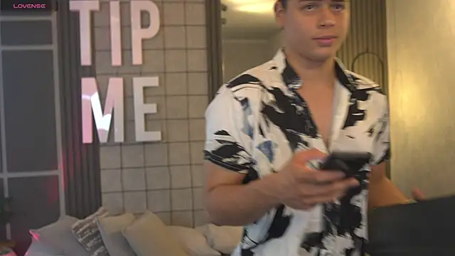 Ethan occonor online show from 09-21-25, 06:42