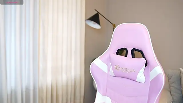 Ethan occonor online show from 10-04-25, 01:20