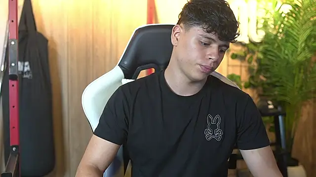 Ethan occonor online show from 11-25-25, 12:43