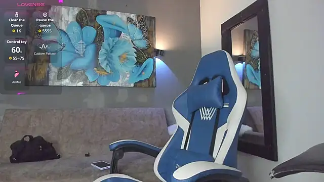 elizabeth lamer online show from 04-19-26, 02:22