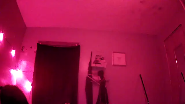 Snapshot of ovmilf chatting on 10-04-25, 05:16 ovmilf online show from 10-04-25, 05:16