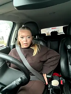 KaylaTrudi online show from 11-14-25, 10:58