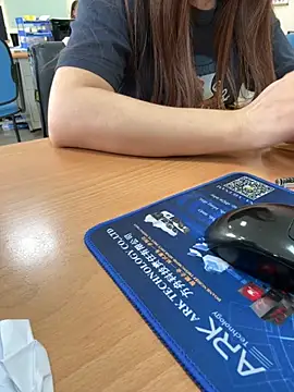 PhuongNhi21 online show from 10-11-25, 01:49