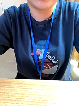 PhuongNhi21 online show from 10-18-25, 03:20