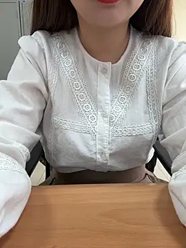 PhuongNhi21 online show from 10-27-25, 01:09