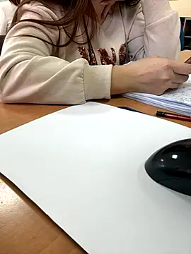 PhuongNhi21 online show from 11-22-25, 02:10