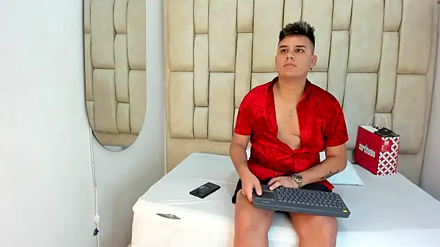 DavilANDkevin2 online show from 11-09-25, 07:56