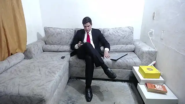 Victor Maitland online show from 03-29-26, 04:45