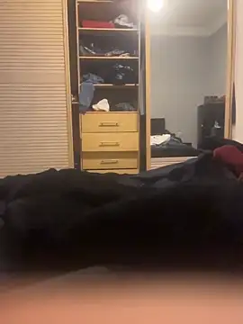 Snapshot of Mbidee chatting on 02-19-26, 01:56 Mbidee online show from 02-19-26, 01:56