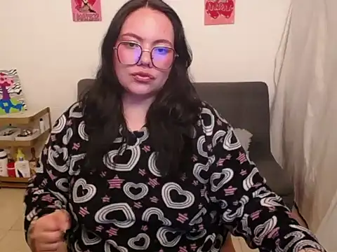 maily888  online show from 12-02-25, 01:33