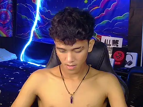 Snapshot of kenbigcockxx chatting on 07-20-26, 02:30 kenbigcockxx online show from 07-20-26, 02:30