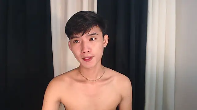 Snapshot of asian_dai chatting on 10-01-25, 10:21 asian dai online show from 10-01-25, 10:21