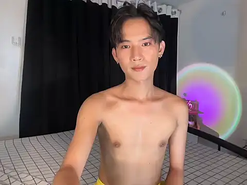 Snapshot of asian_dai chatting on 05-15-26, 12:28 asian dai online show from 05-15-26, 12:28
