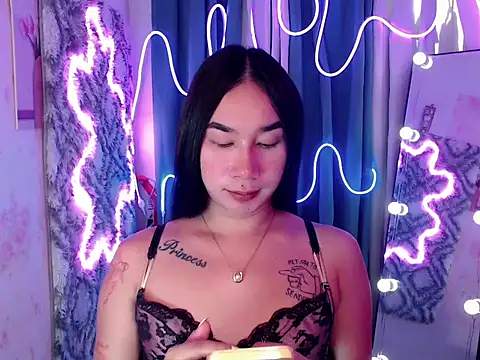 Snapshot of in_yourdreamstarxx chatting on 11-24-25, 10:31 in yourdreamstarxx online show from 11-24-25, 10:31