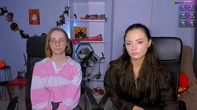 miki-niki online show from 10-30-25, 02:18