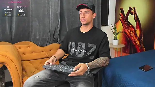 jaze bradley online show from 10-10-25, 11:20