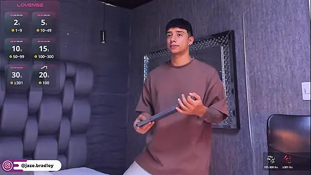 jaze bradley online show from 10-21-25, 11:33