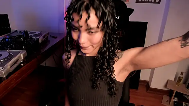 Nati     online show from 01-10-26, 05:09