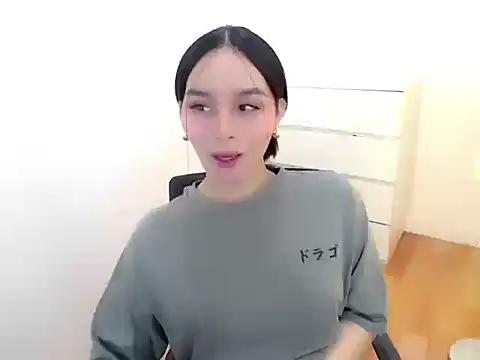 holly tabby online show from 09-12-25, 08:31