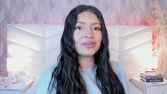 Snapshot of victoria___jonnes chatting on 10-03-25, 12:35 victoria jonnes online show from 10-03-25, 12:35