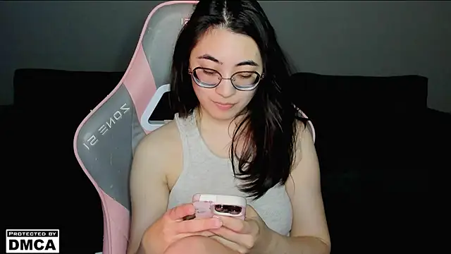 MeilideQian1 online show from 04-16-26, 11:29