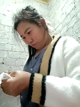 jienrrr online show from 10-23-25, 01:21