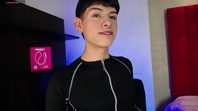 Ezra Storm online show from 10-16-25, 04:46