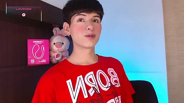 Ezra Storm online show from 11-26-25, 04:57