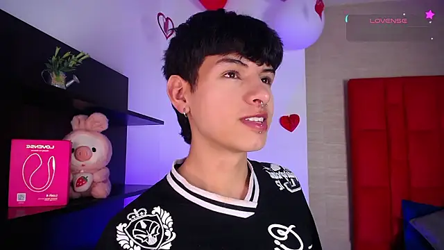 Ezra Storm online show from 02-22-26, 05:40