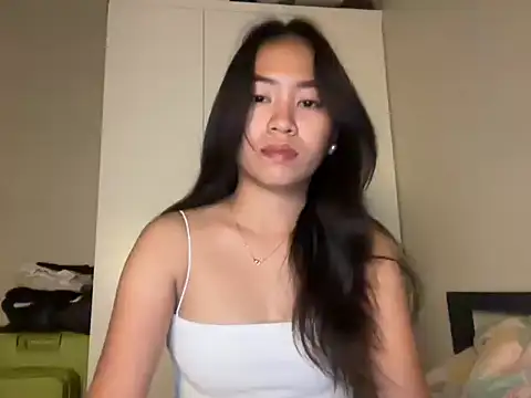 candycrushyyy online show from 11-08-25, 08:07