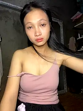 Snapshot of vyvy777 chatting on 09-18-25, 07:10 vyvy777 online show from 09-18-25, 07:10