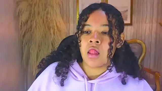 Snapshot of risada_temptation_s chatting on 09-24-25, 03:10 risada temptation s online show from 09-24-25, 03:10