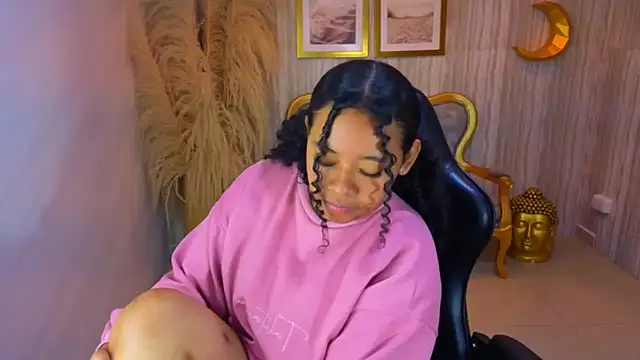 Snapshot of risada_temptation_s chatting on 11-29-25, 03:53 risada temptation s online show from 11-29-25, 03:53