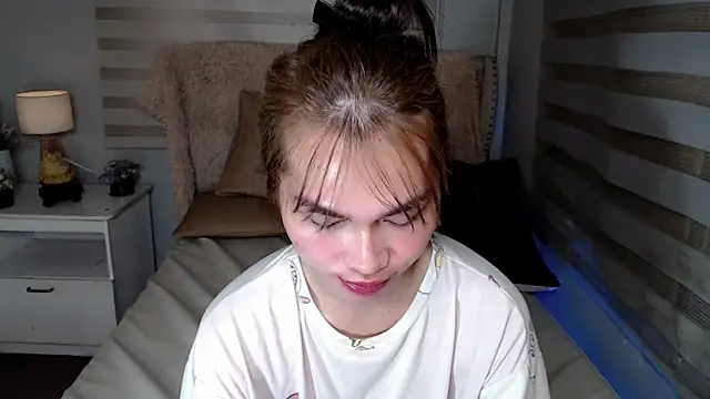 lovelychanel69xx online show from 10-30-25, 10:43