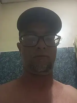 Snapshot of cristianojp1 chatting on 07-21-26, 05:26 cristianojp1 online show from 07-21-26, 05:26