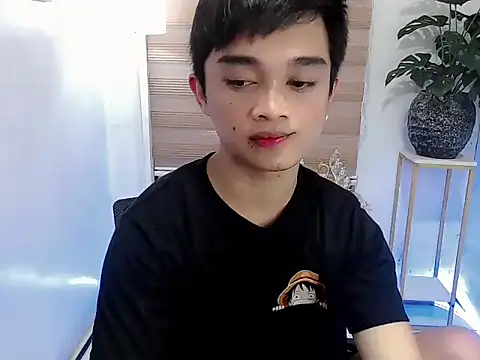 Snapshot of sexysam14 chatting on 10-15-25, 06:57 sexysam14 online show from 10-15-25, 06:57