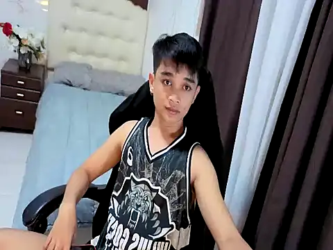 Snapshot of sexysam14 chatting on 10-29-25, 07:21 sexysam14 online show from 10-29-25, 07:21