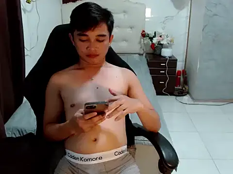 Snapshot of sexysam14 chatting on 11-17-25, 08:53 sexysam14 online show from 11-17-25, 08:53